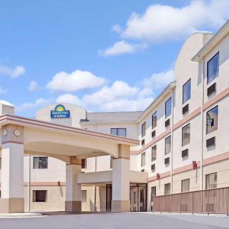 Days Inn & Suites By Wyndham Laurel Near Fort Meade Eksteriør billede